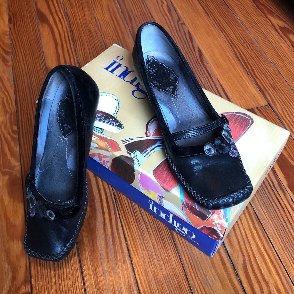 Indigo by Clarks Black Leather Shoes - Size 7 1/2